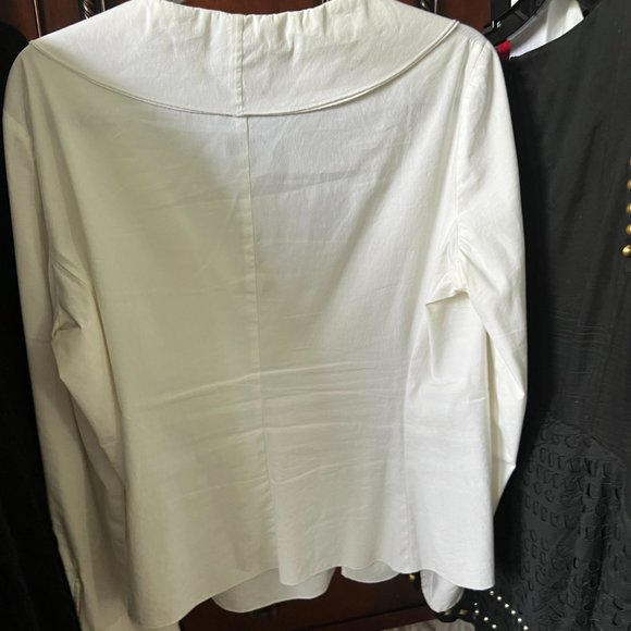 GUC Armani Collection Plunge Neck Button-Up Blouse - Picture 6 of 6